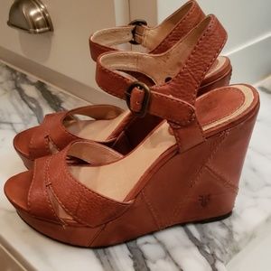 Frye Shoes - Frye platform sandals size 7 Frye Shoes - Frye platform sandals size 7